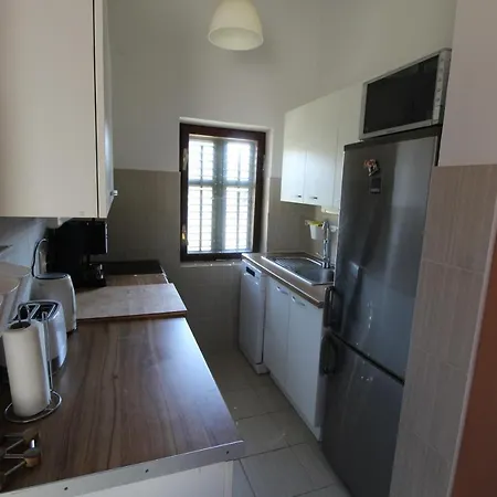 - Bianca * Stari Grad (Hvar)