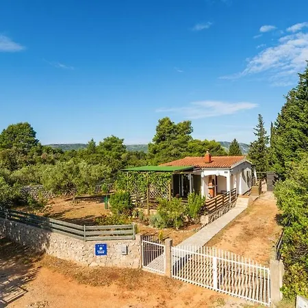 - Bianca Stari Grad (Hvar)